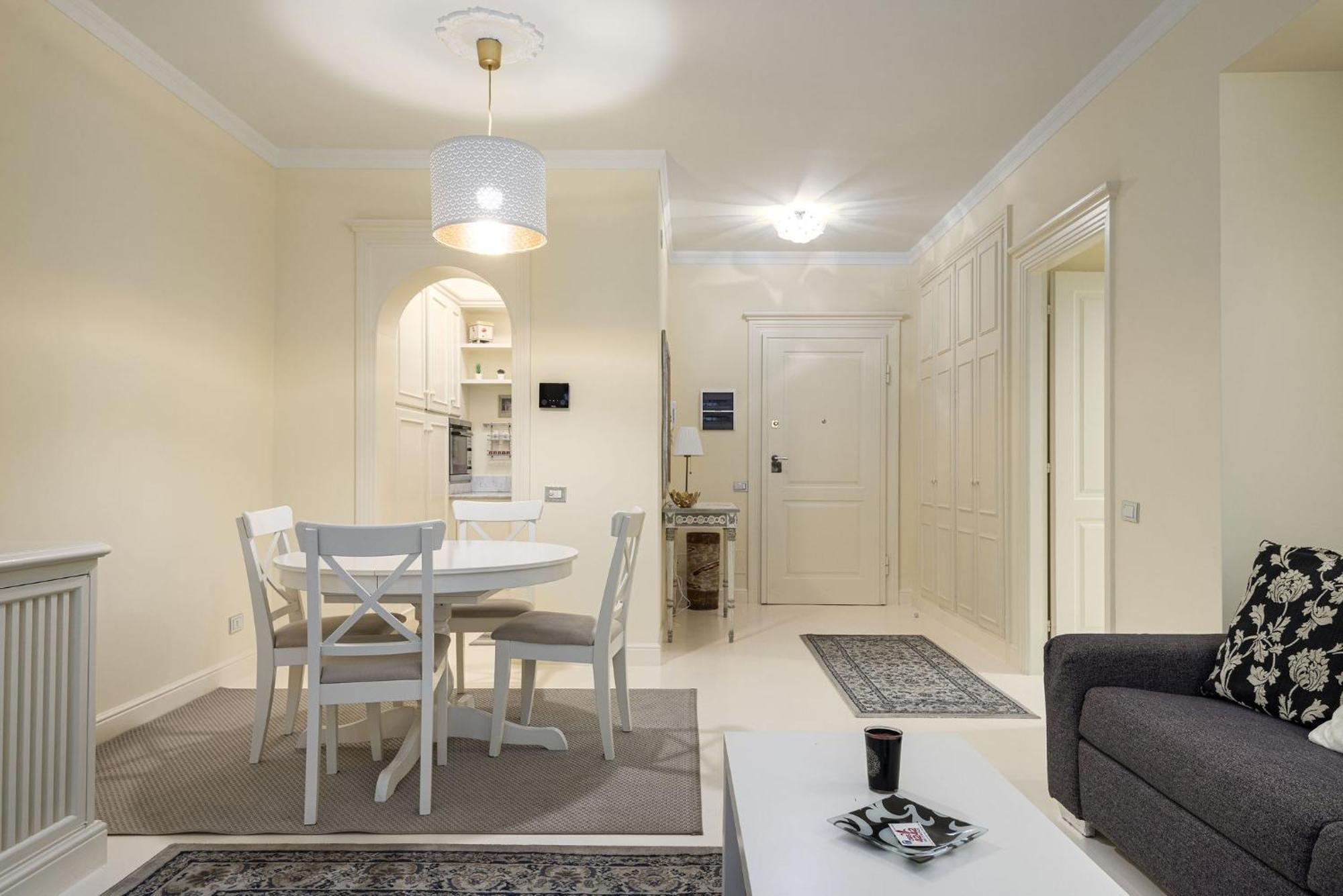 Unyca - Luxury Central Suite ฟลอเรนซ์ ภายนอก รูปภาพ