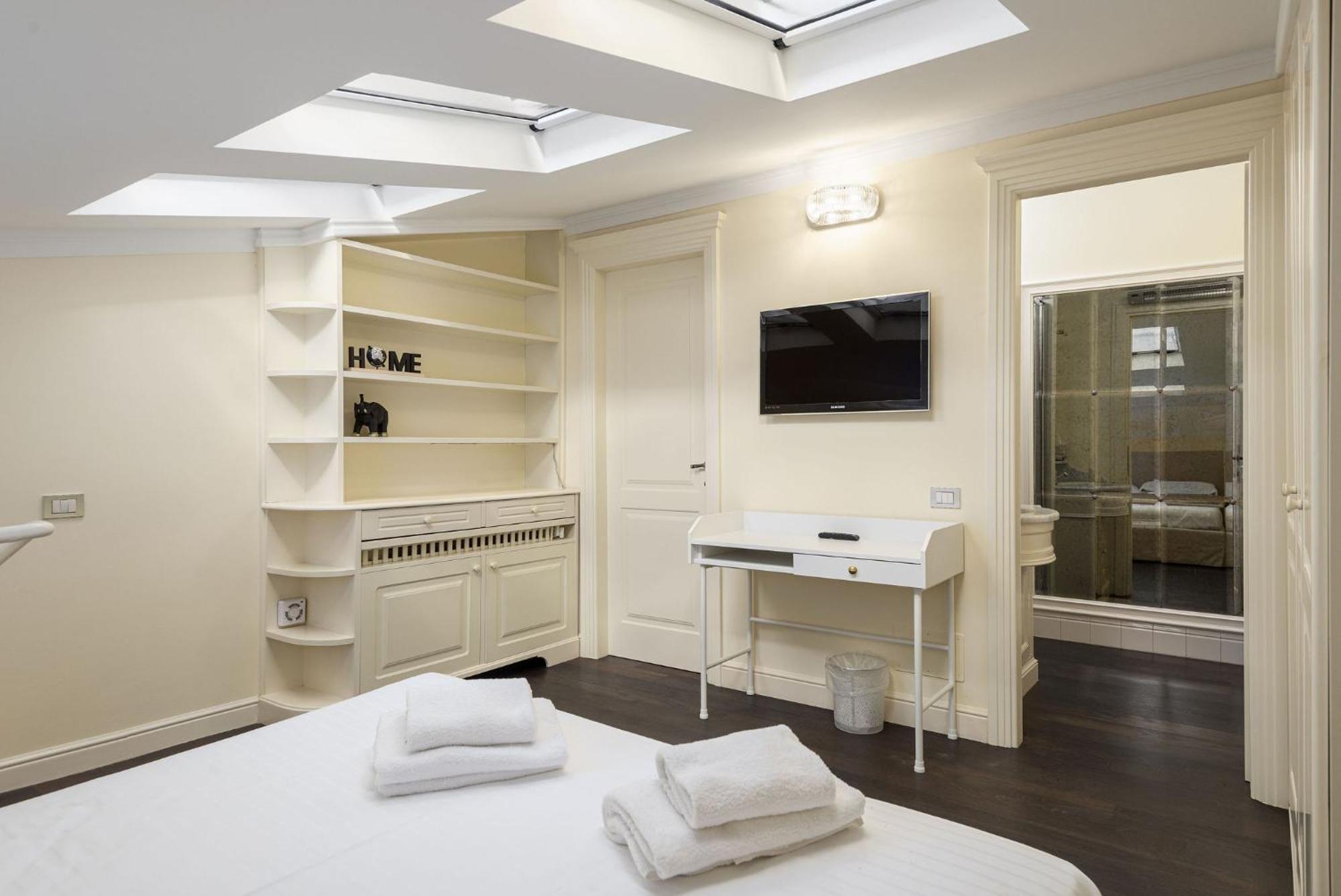 Unyca - Luxury Central Suite ฟลอเรนซ์ ภายนอก รูปภาพ