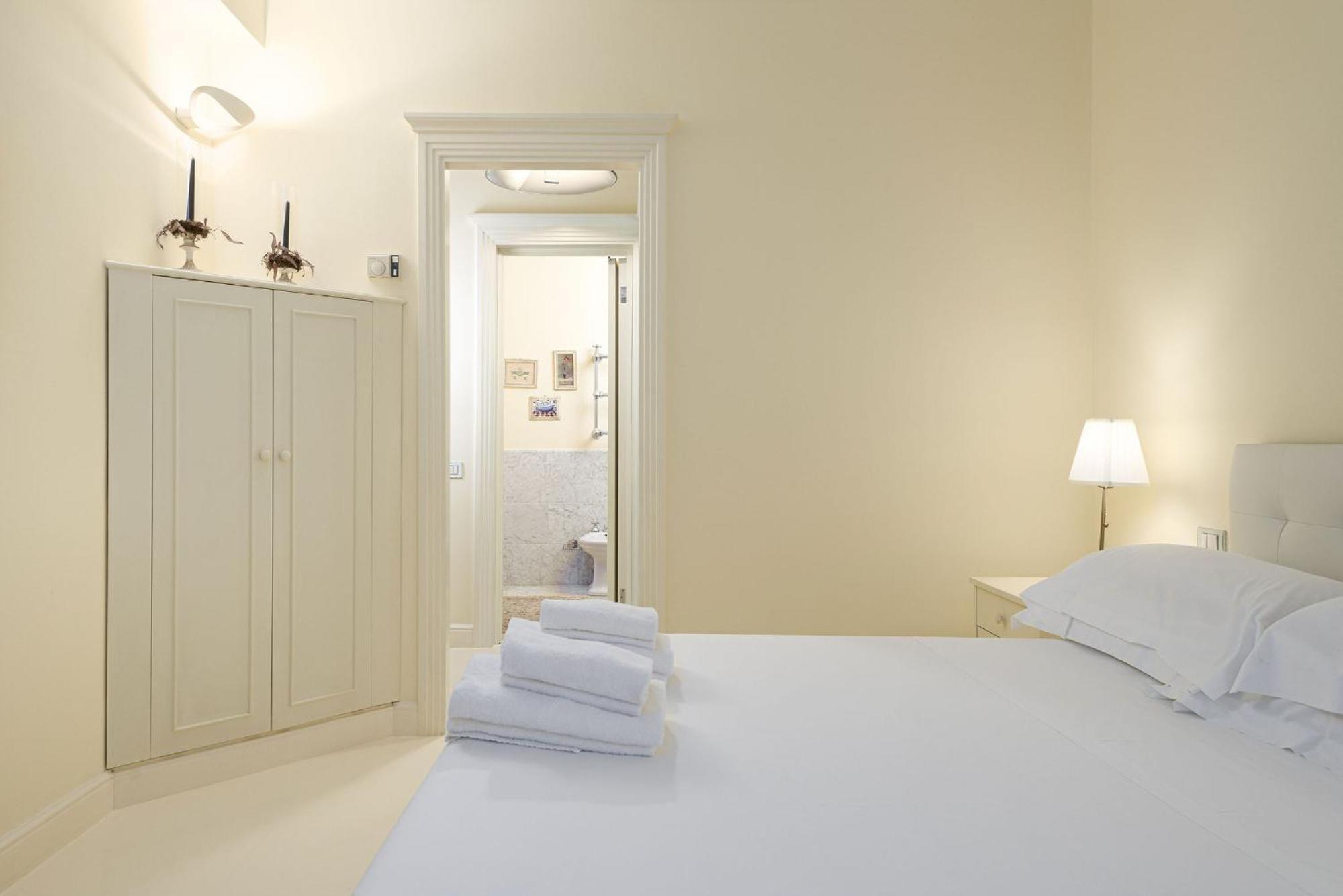 Unyca - Luxury Central Suite ฟลอเรนซ์ ภายนอก รูปภาพ
